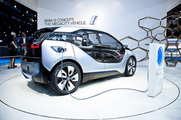 BMW I3