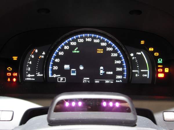 Lexus_instrument_LCD_and_Driver_Monitoring_System