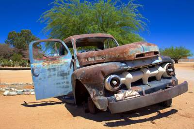 old car wreck