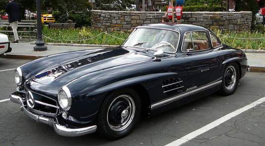 Mercedes-Benz_300SL_Gullwing