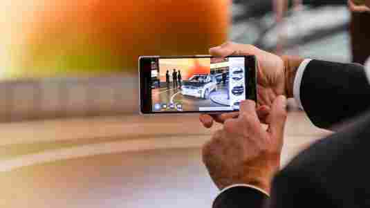 BMW sending images or visuals to customers before purchase of a BMW I3 or I8 BMW sending images or visuals to customers before purchase of a BMW I3 or I8