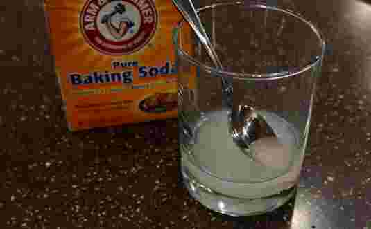 Baking soda and water solution for car battery